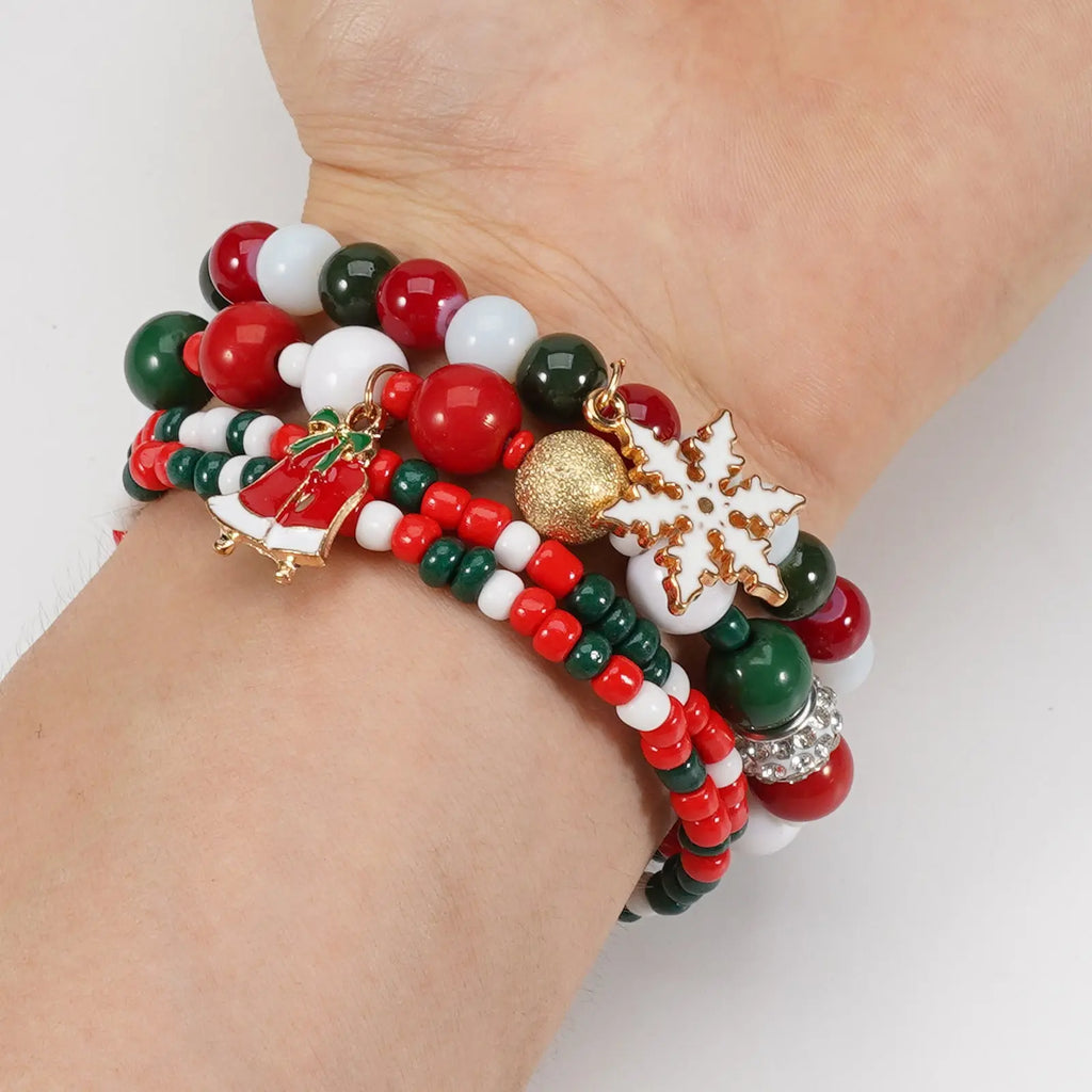 Christmas Bracelet Elastic Rope Bracelet Snowman Snowflake Christmas Tree Santa Deer Hat Pendant Bracelet Gift eprolo