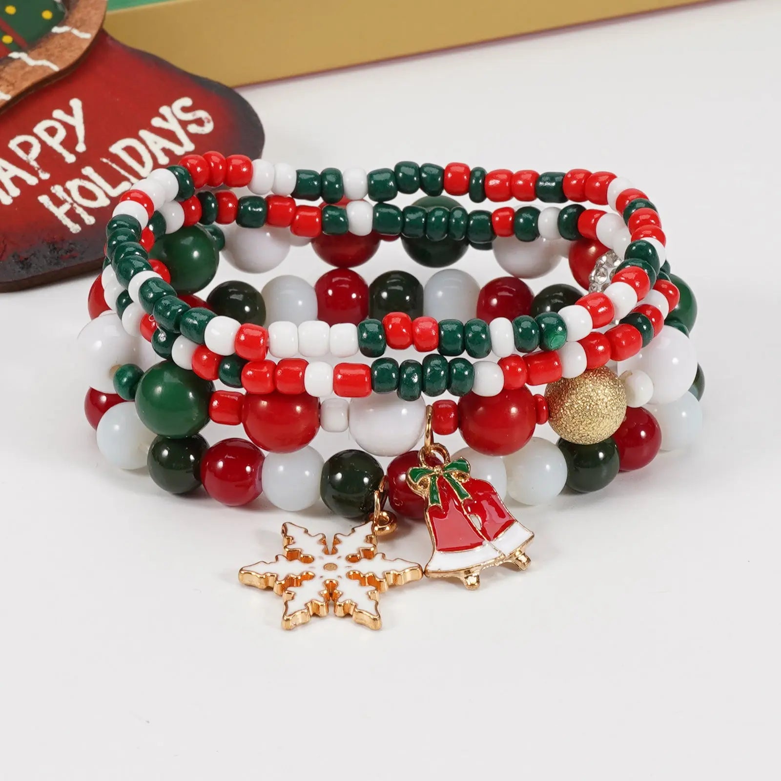 Christmas Bracelet Elastic Rope Bracelet Snowman Snowflake Christmas Tree Santa Deer Hat Pendant Bracelet Gift eprolo
