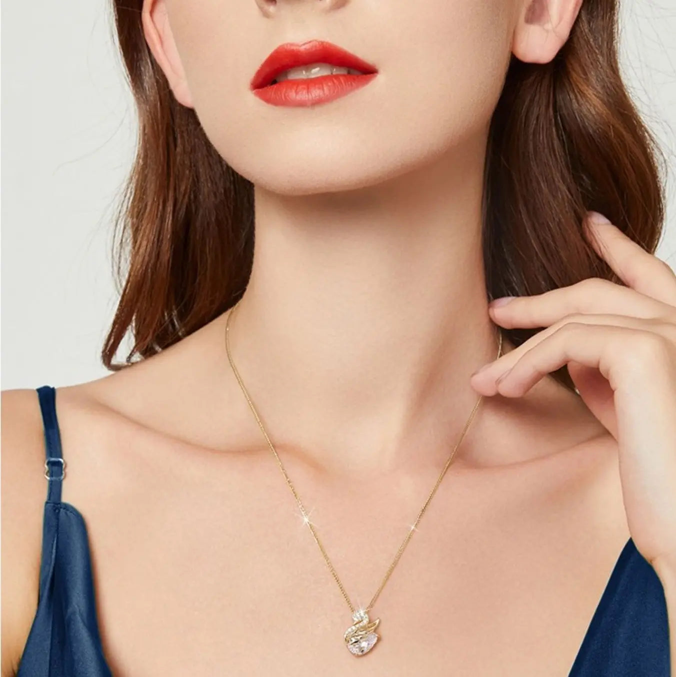 swan necklace women's light luxury high-end temperament collarbone chain TikTok same fashion versatile accessories eprolo