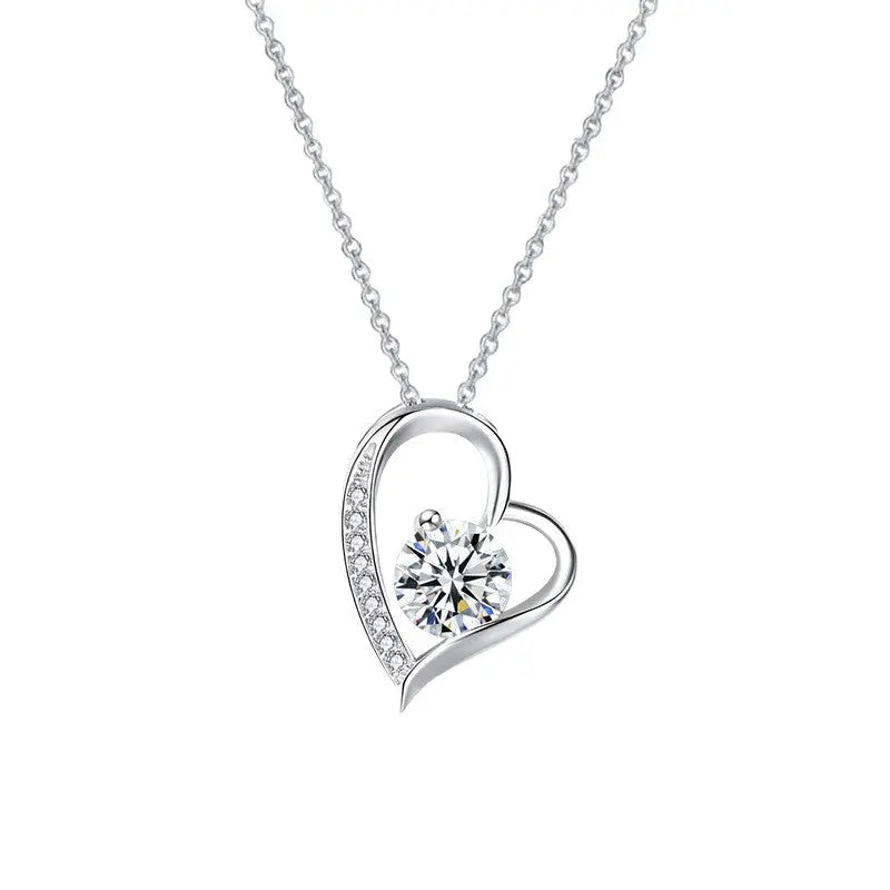 Hollow out heart-shaped necklace gift box for women
