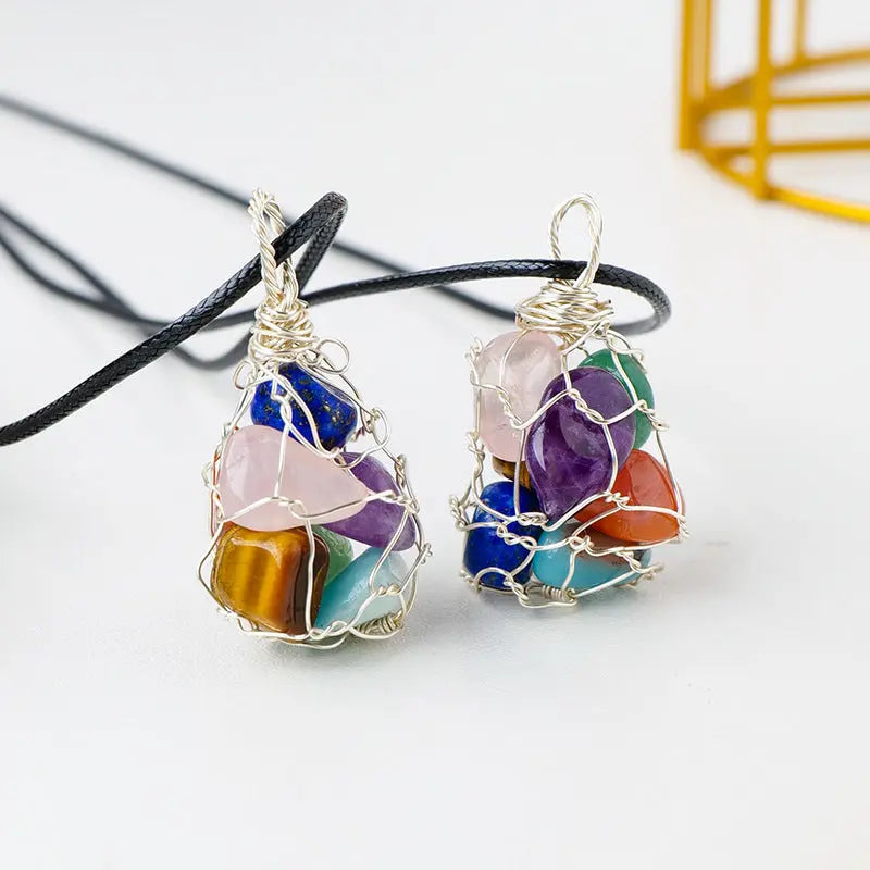 Natural Crystal Crushed Stone Rolling Stone Mesh Pendant Colorful Stone Handmade Copper Wire Wrapped Pendant Necklace Pendant eprolo