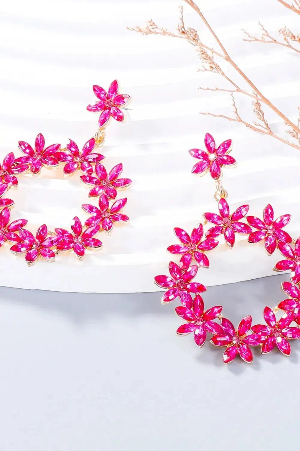 Rhinestone Flower Dangle Earrings eprolo