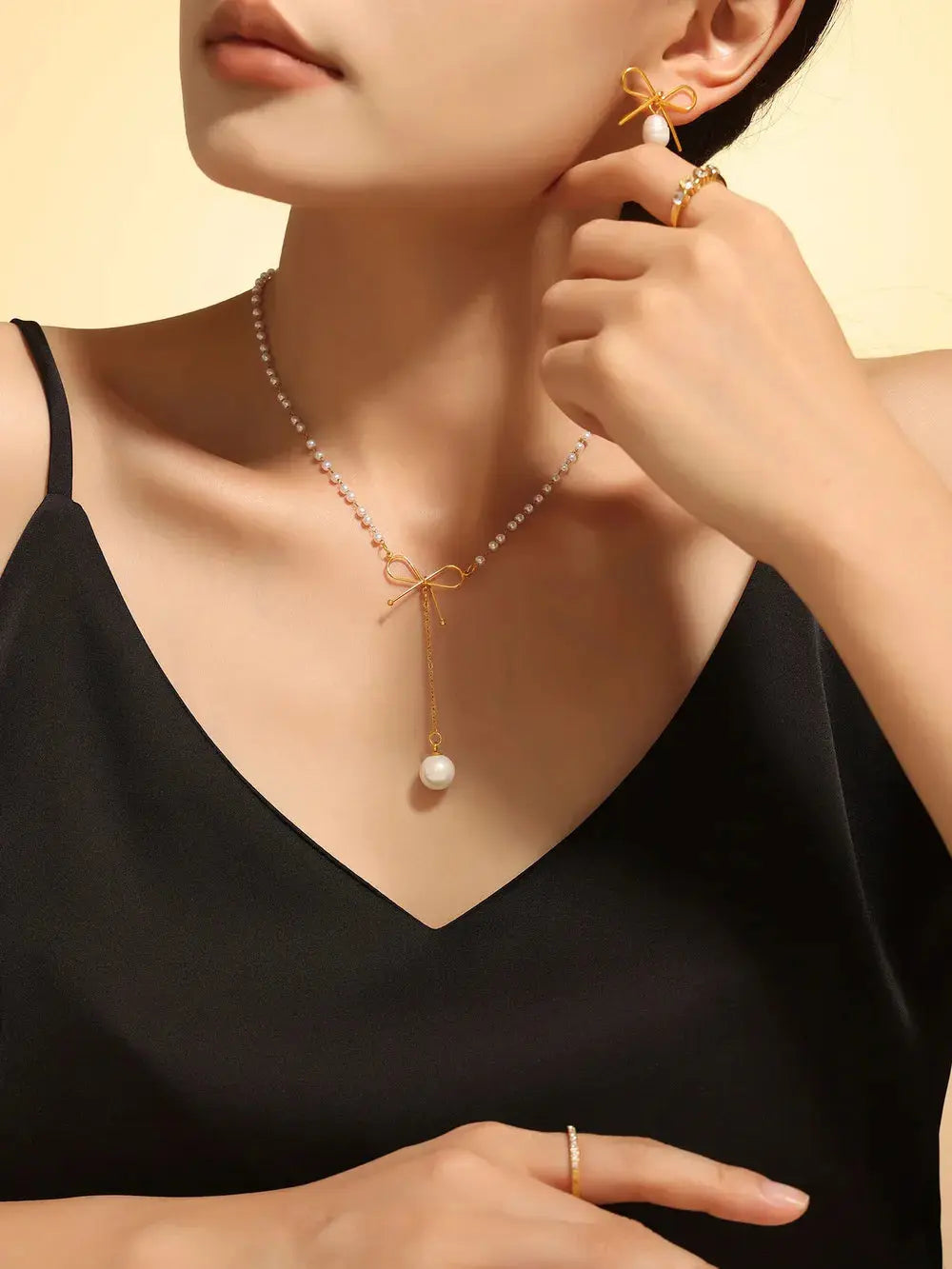 Light style temperament simple and luxurious stainless steel collarbone chain eprolo