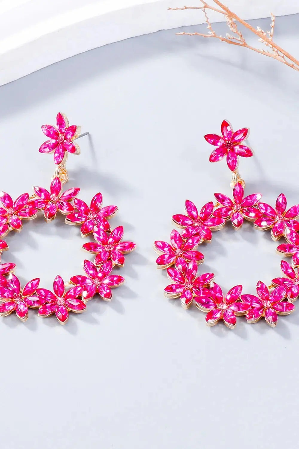 Rhinestone Flower Dangle Earrings eprolo